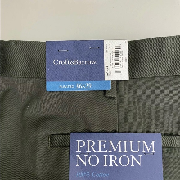 Croft and Barrow Dress Khaki Pants 36x29 Pleated - Picture 2 of 3